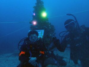 Xmasツリー前で記念写真